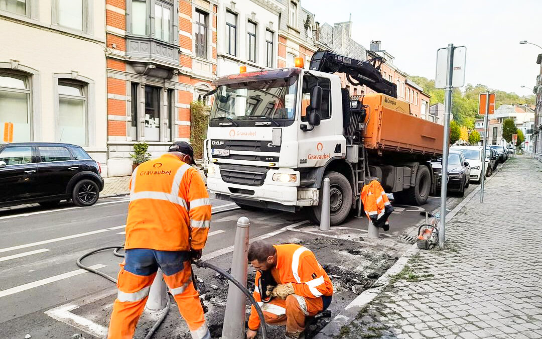 Des emplacements de stationnement vélo démolis par erreur à Saint-Léonard