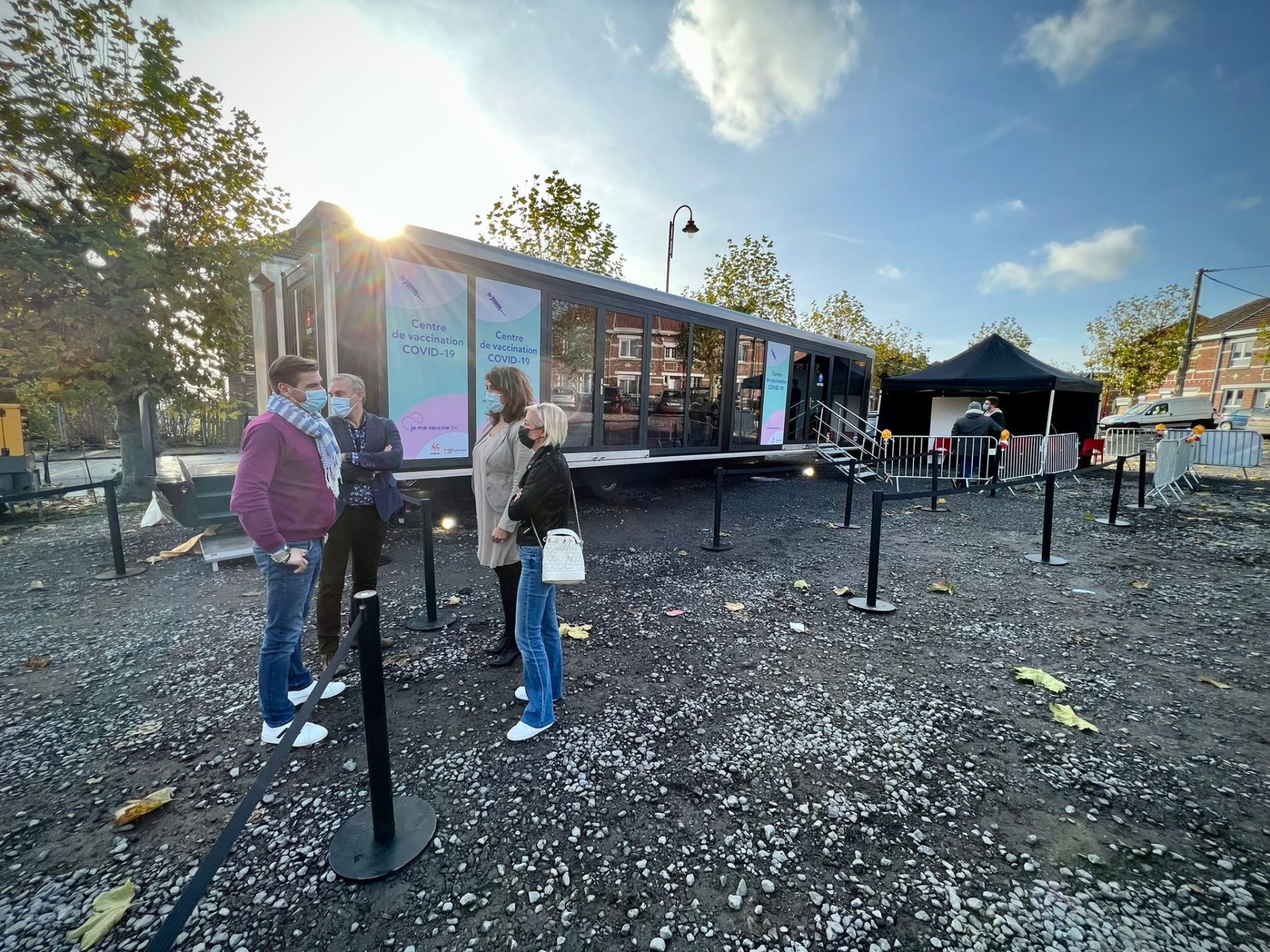 Une antenne de vaccination mobile sillonne les quartiers de Liège