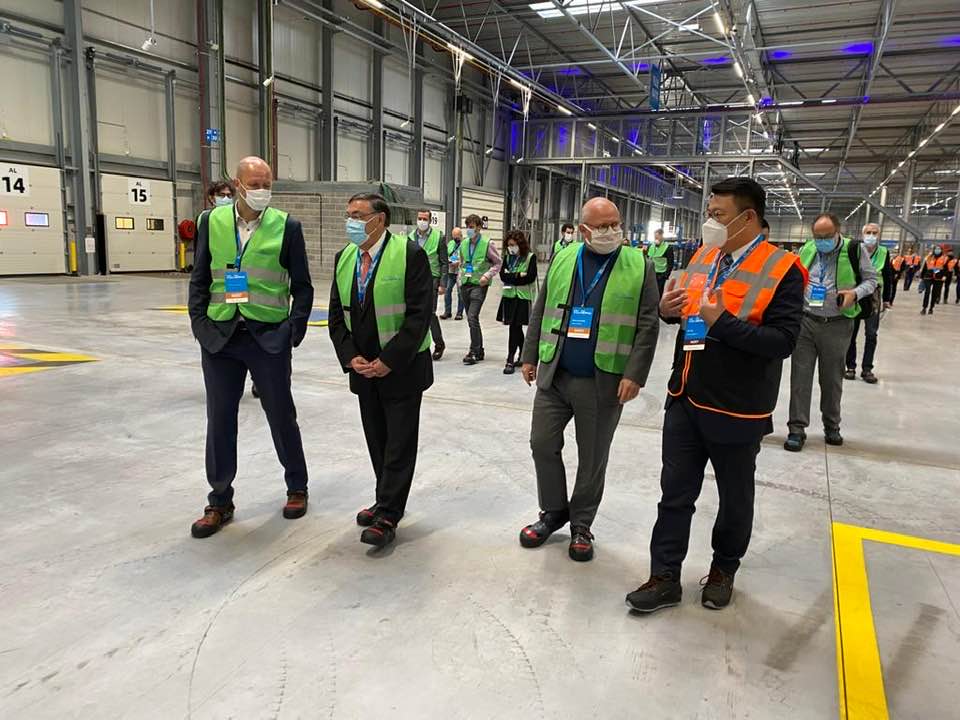 Alibaba inaugure son premier entrepôt à Liege Airport: 200 personnes y travaillent déjà