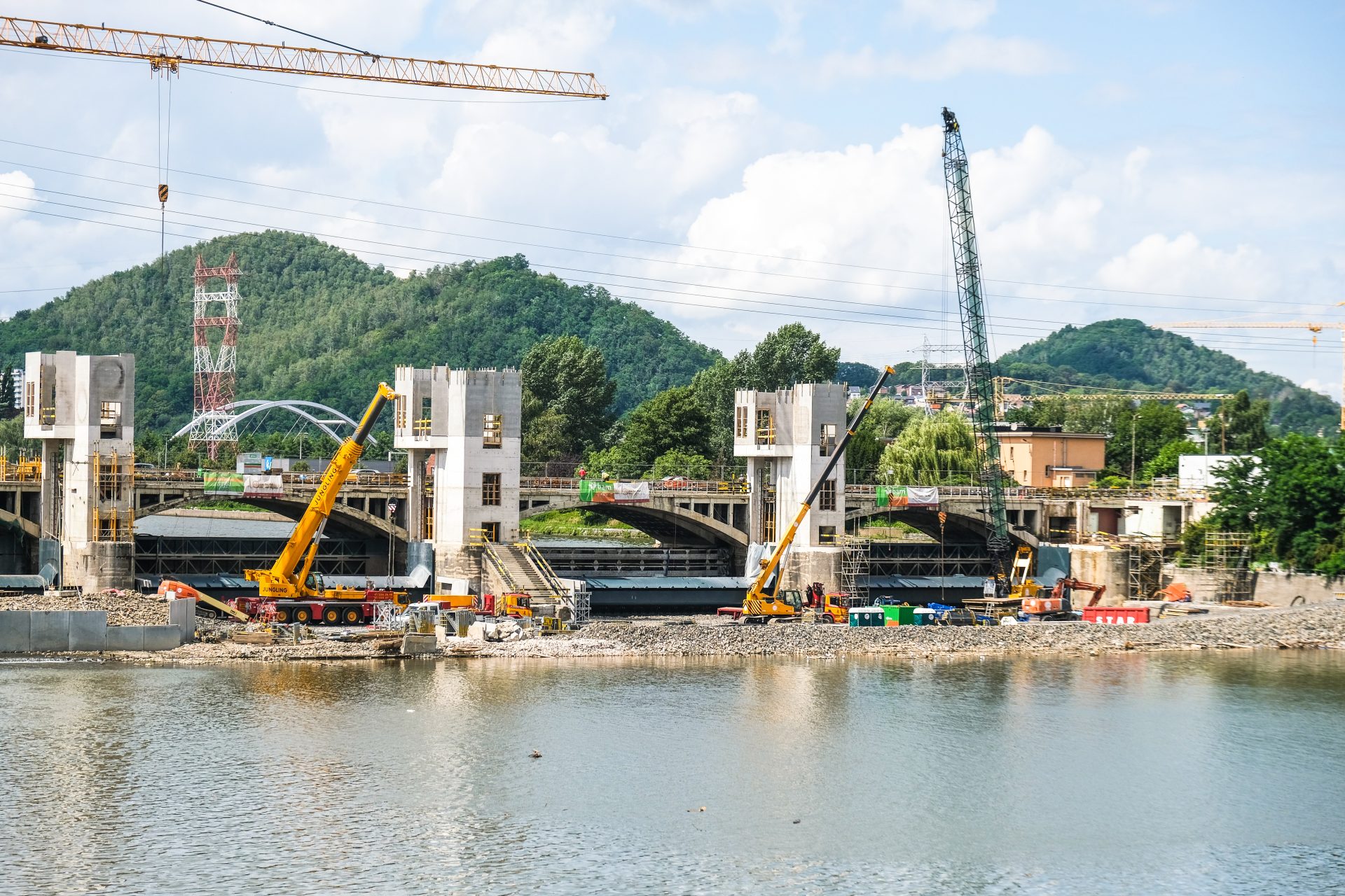 « On a envisagé de dynamiter le pont-barrage de l’Île Monsin »: les mots terribles du bourgmestre Demeyer pour sauver Liège