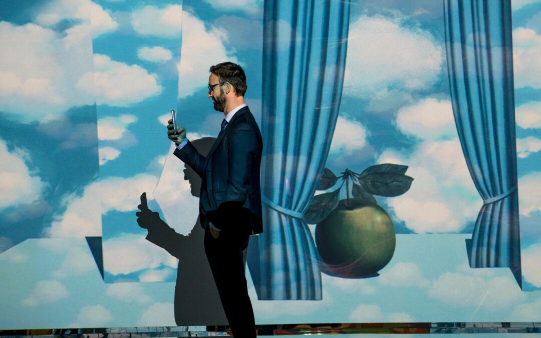 Exposition immersive consacrée à René Magritte à la Boverie