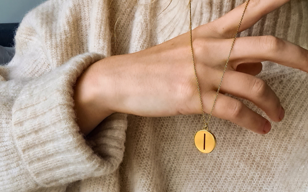 Une Liégeoise se lance dans la fabrication de bijoux olfactifs