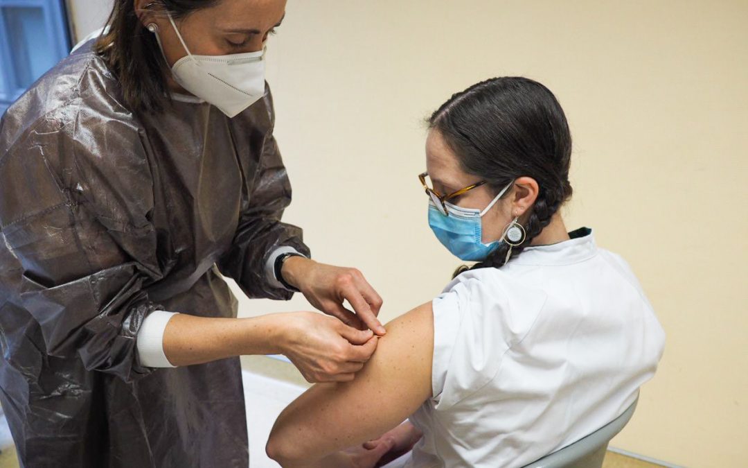 Des infectiologues chevronnés du CHR reçoivent les personnes qui hésitent à se faire vacciner