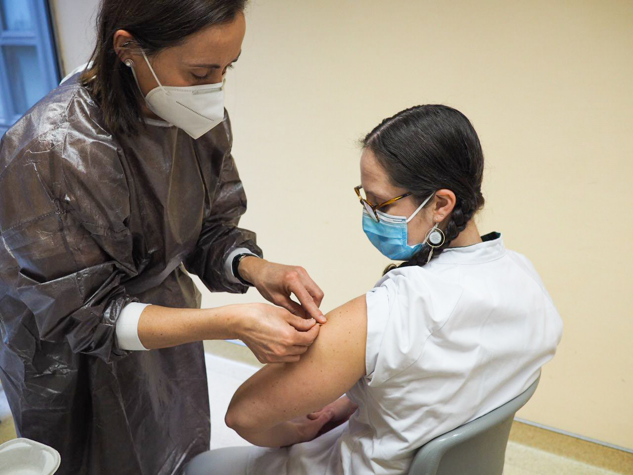 Des infectiologues chevronnés du CHR reçoivent les personnes qui hésitent à se faire vacciner