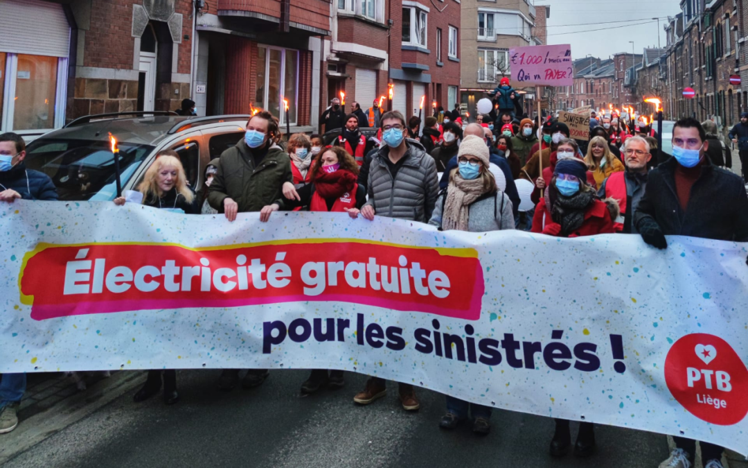 120 personnes à la marche aux flambeaux du PTB à Angleur