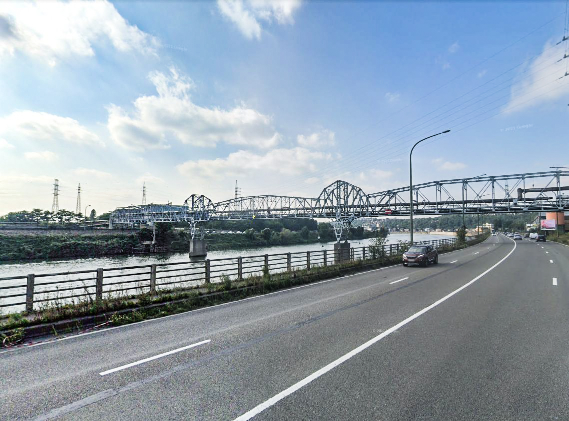 Passerelle endommagée sur la Meuse et embarras de circulation à Tilleur: solution attendue ce week-end