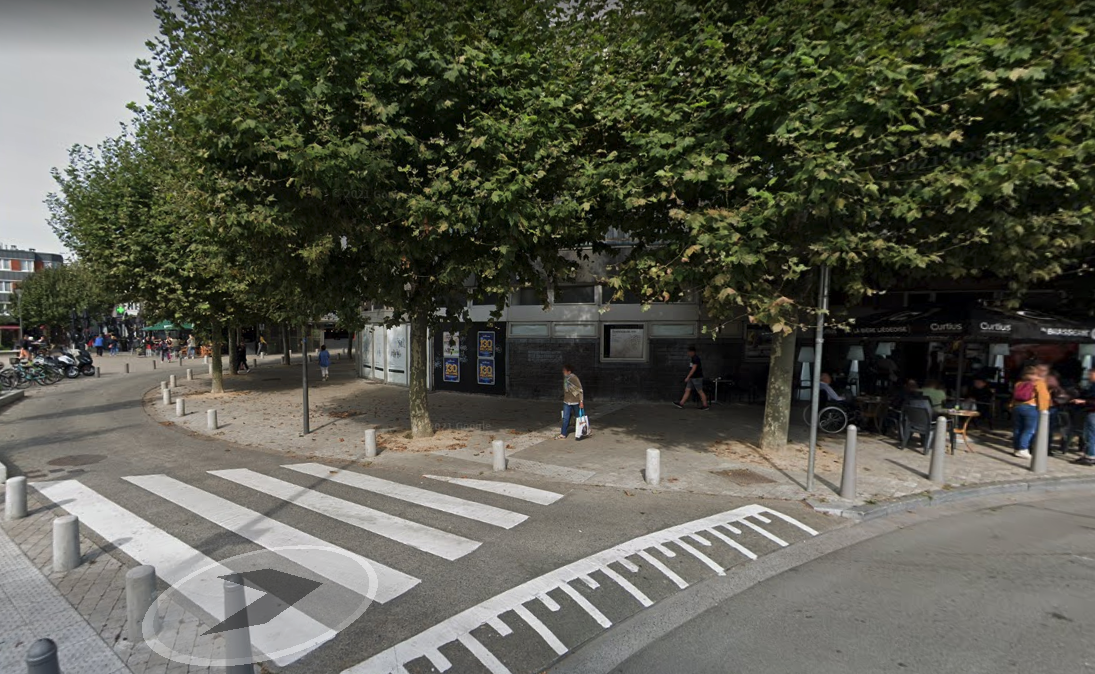 « Place aux livres » prend des airs parisiens et déménage place des Carmes