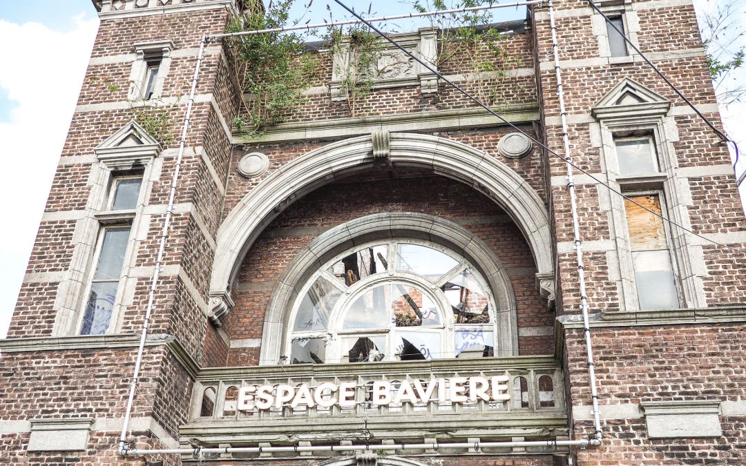 Garder ou démolir l’entrée monumentale de l’ancien hôpital de Bavière qui pourrit ?