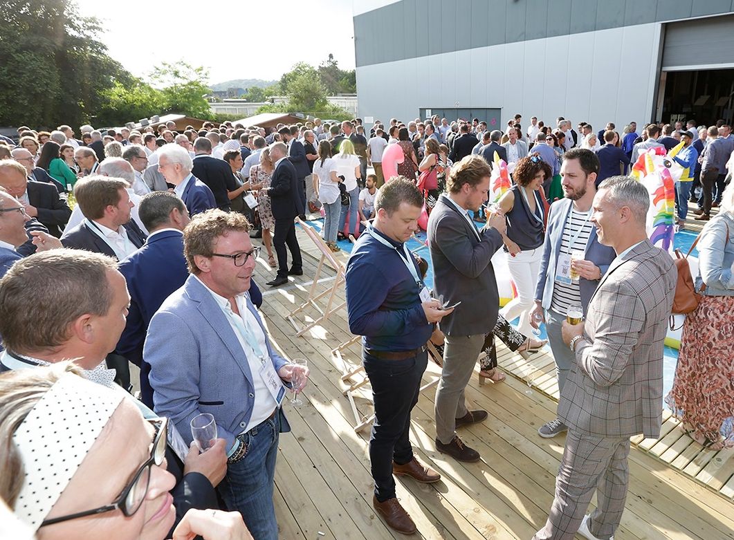 Pop Up: le plus grand événement B to B de Wallonie dans un lieu secret près de Liege Airport