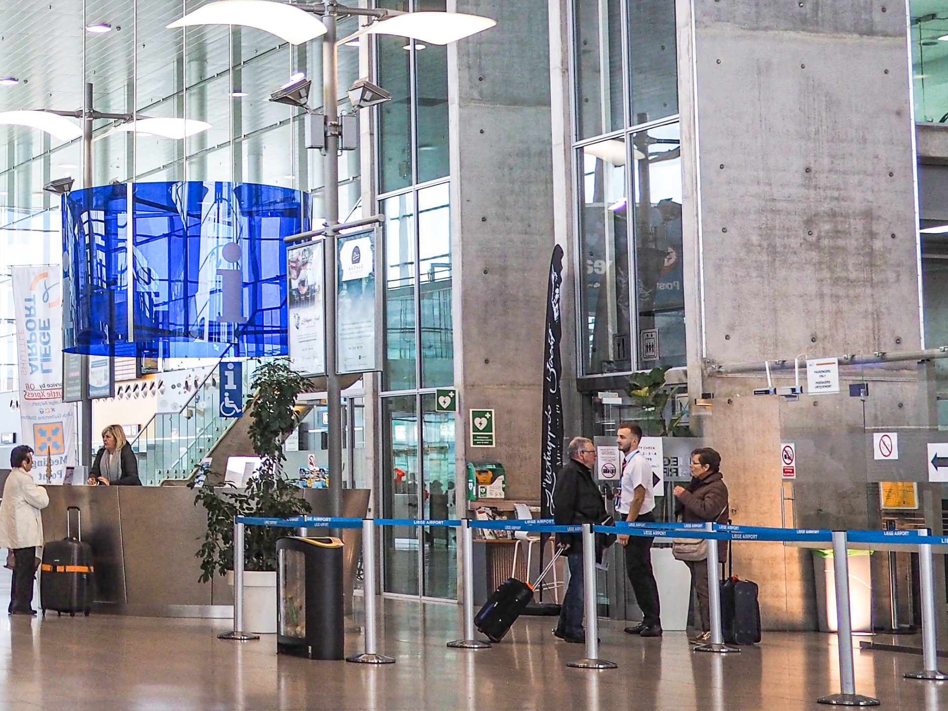 Arrêt temporaire des saisies de drogue à Liege Airport: un fonctionnaire volerait dans le stock