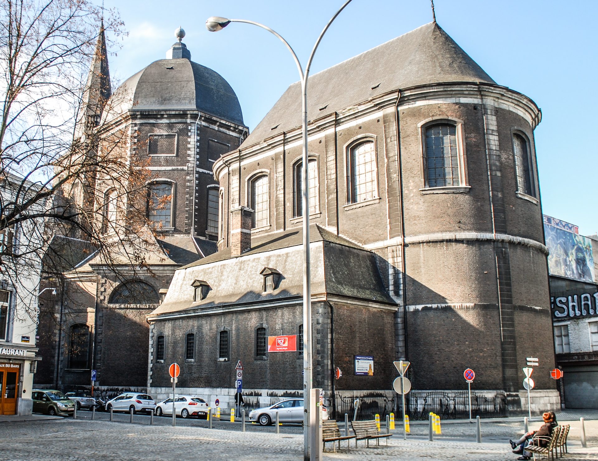 Le cloître de l’Eglise Saint-Jean l’Evangéliste transformé en logements