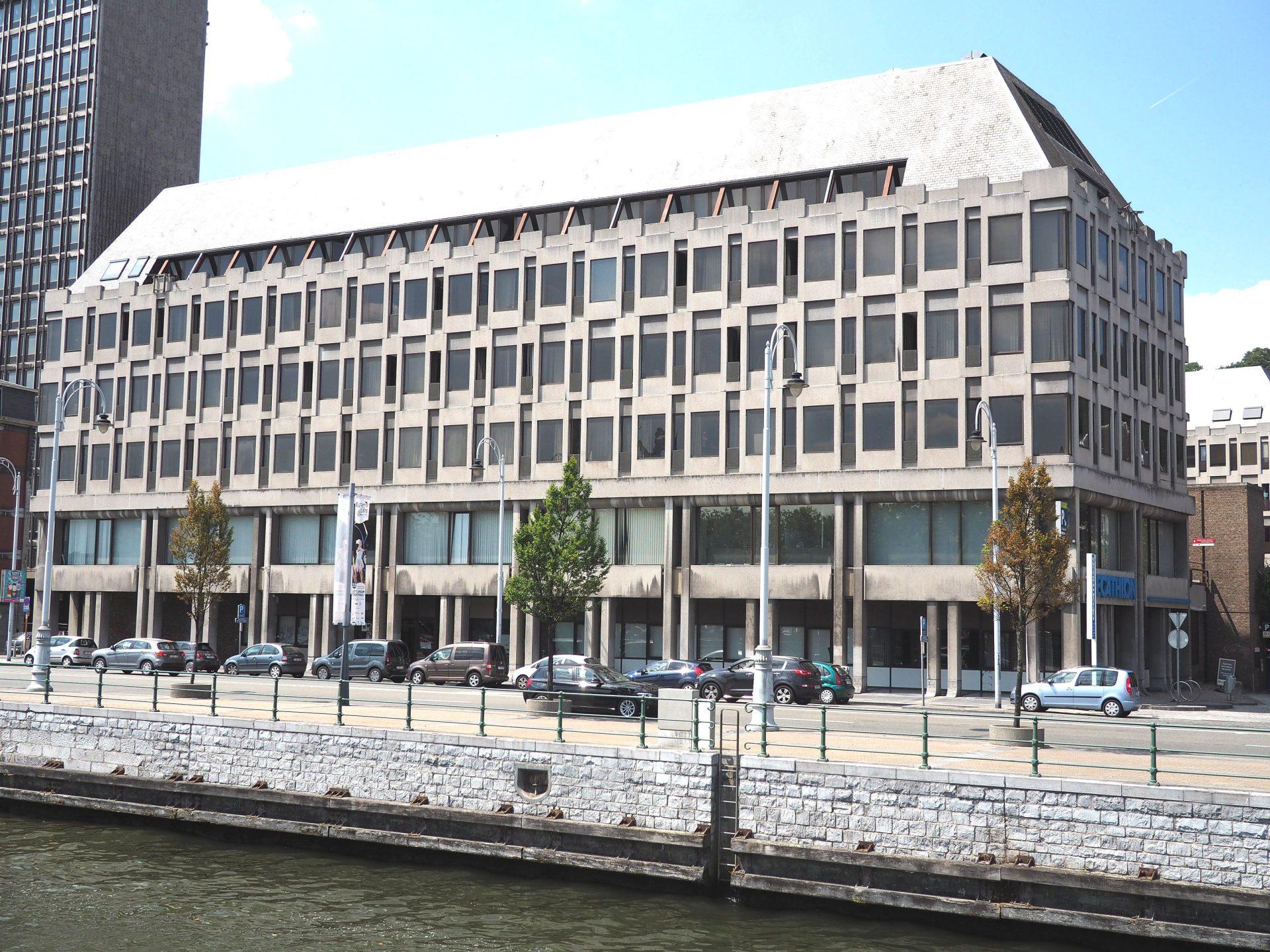 Factures impayées: la Ville promet de résorber son retard