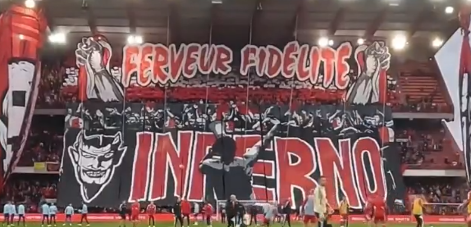 Le Standard déroule face à Bruges pour le 25e anniversaire des Ultras