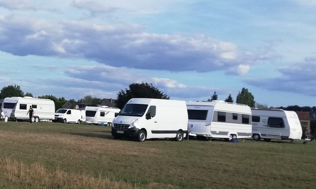 Les gens du voyage quittent le camping des Ardentes