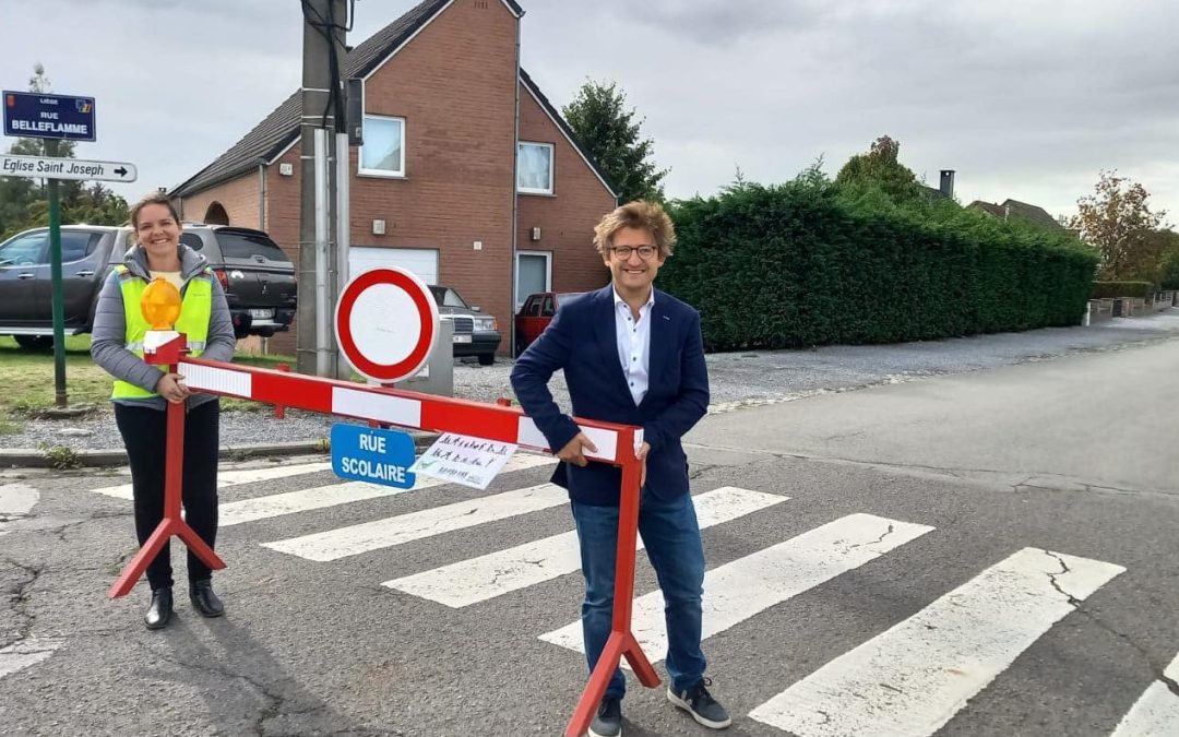 Du stationnement vélo et des rues scolaires pour améliorer la mobilité près des écoles