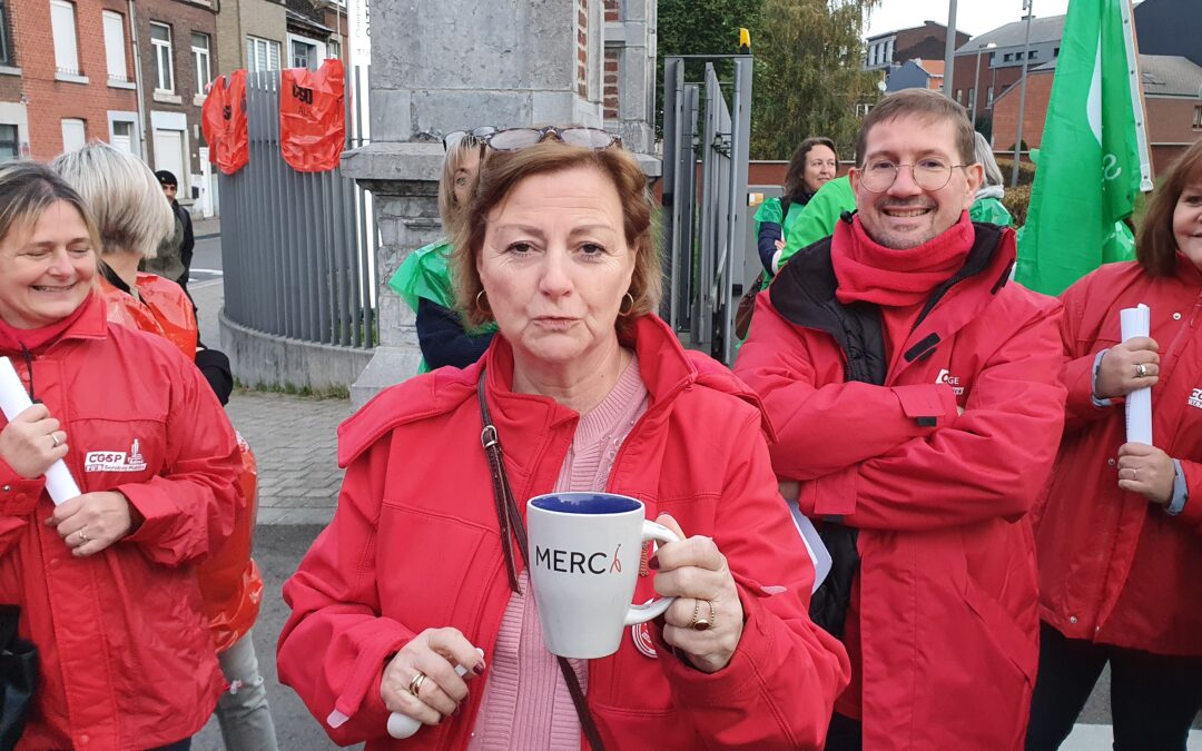 Action syndicale au Val d’Or: les salaires de la direction augmentés de 15 à 25% et une tasse « Merci » pour les travailleurs