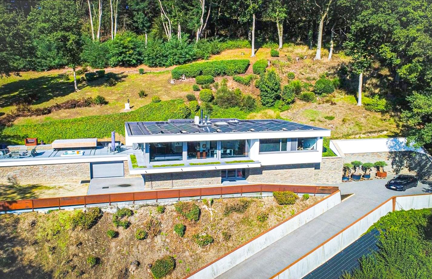 Une superbe villa de luxe à vendre 1.030.000 € sur les hauteurs de Liège