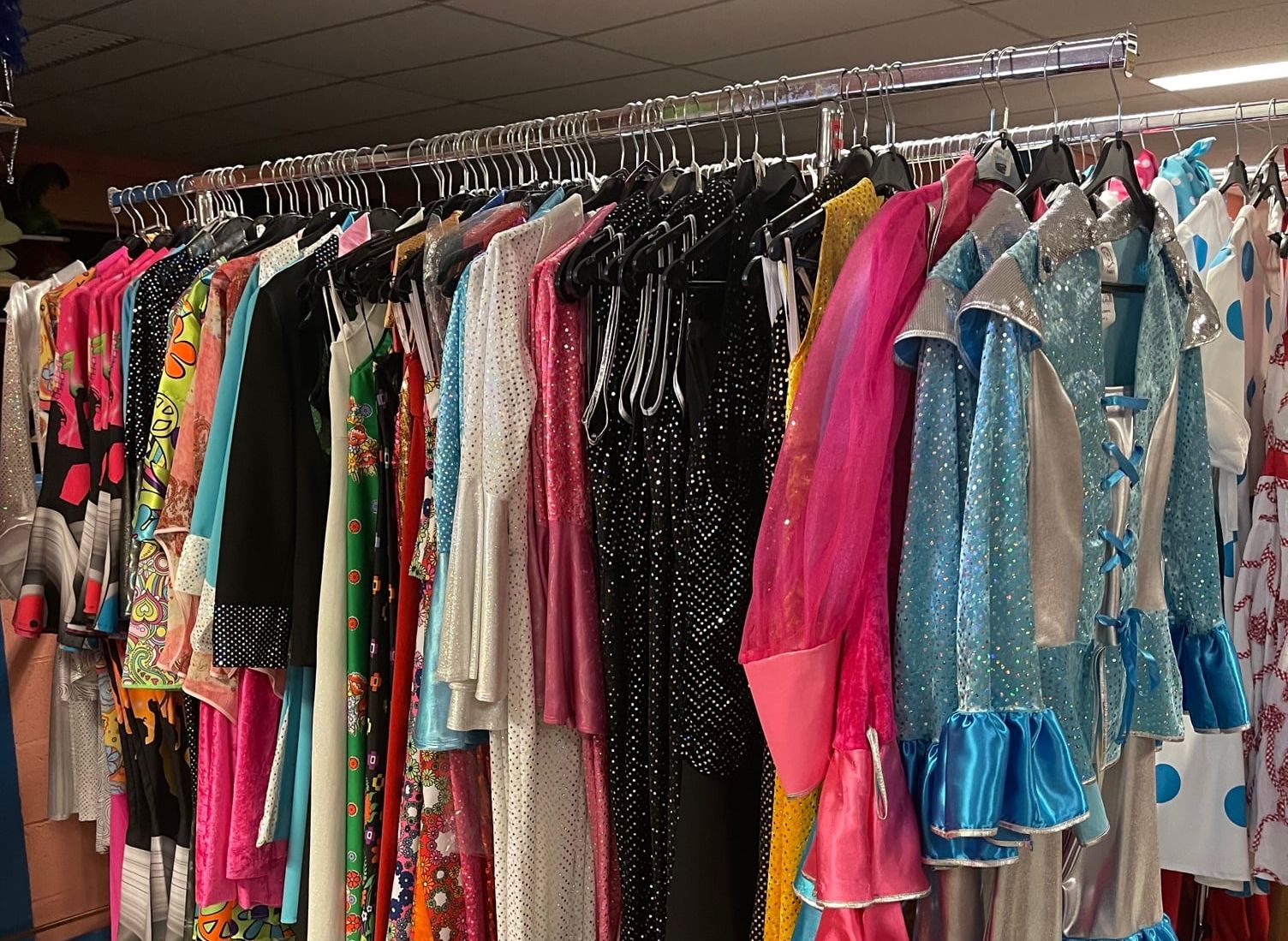 La boutique Abracadabra met en vente des costumes d’occasion