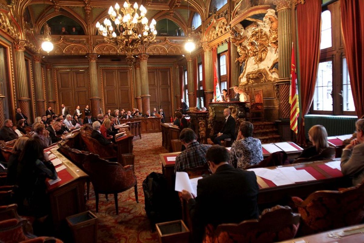 Plus de démocratie au conseil provincial? Ce n’est pas pour demain!