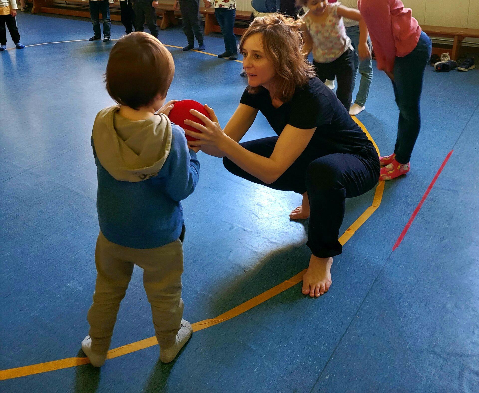 Ateliers parent-enfant / MOUVEMENT/DANSE