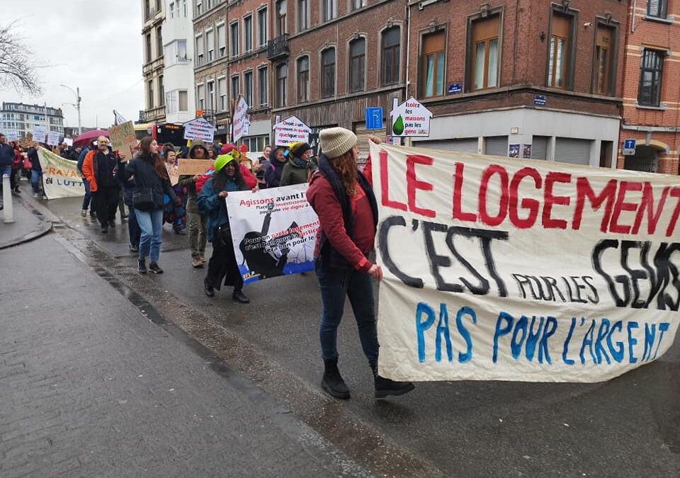 Plusieurs centaines de personnes dans la rue pour réclamer un meilleur droit au logement