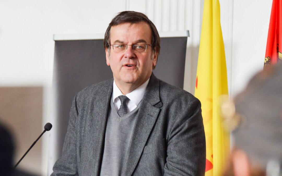 Willy Demeyer remplacé à la vice-présidence du PS national