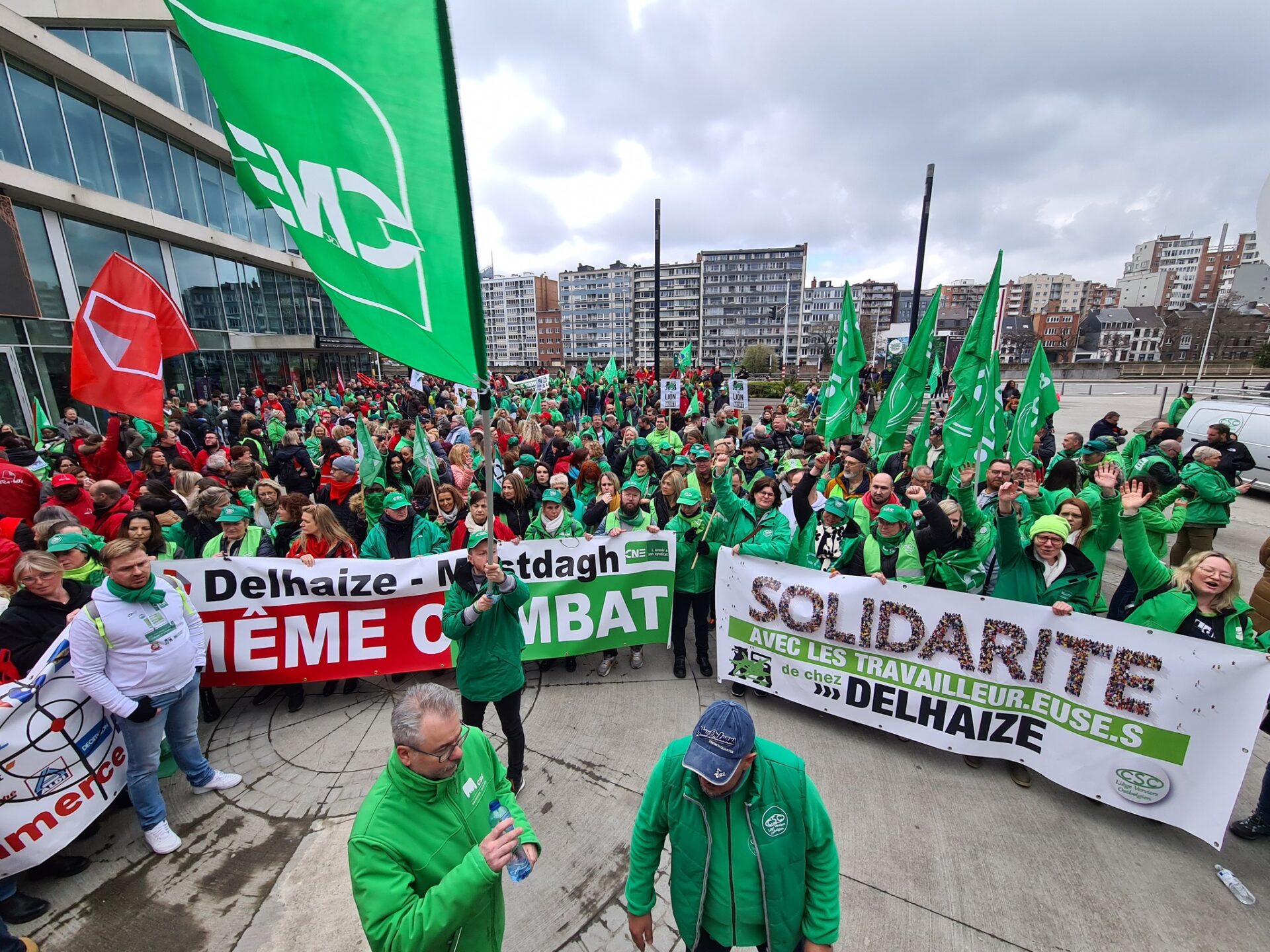 Mobilisation du secteur non marchand ce 7 avril devant la gare des Guillemins