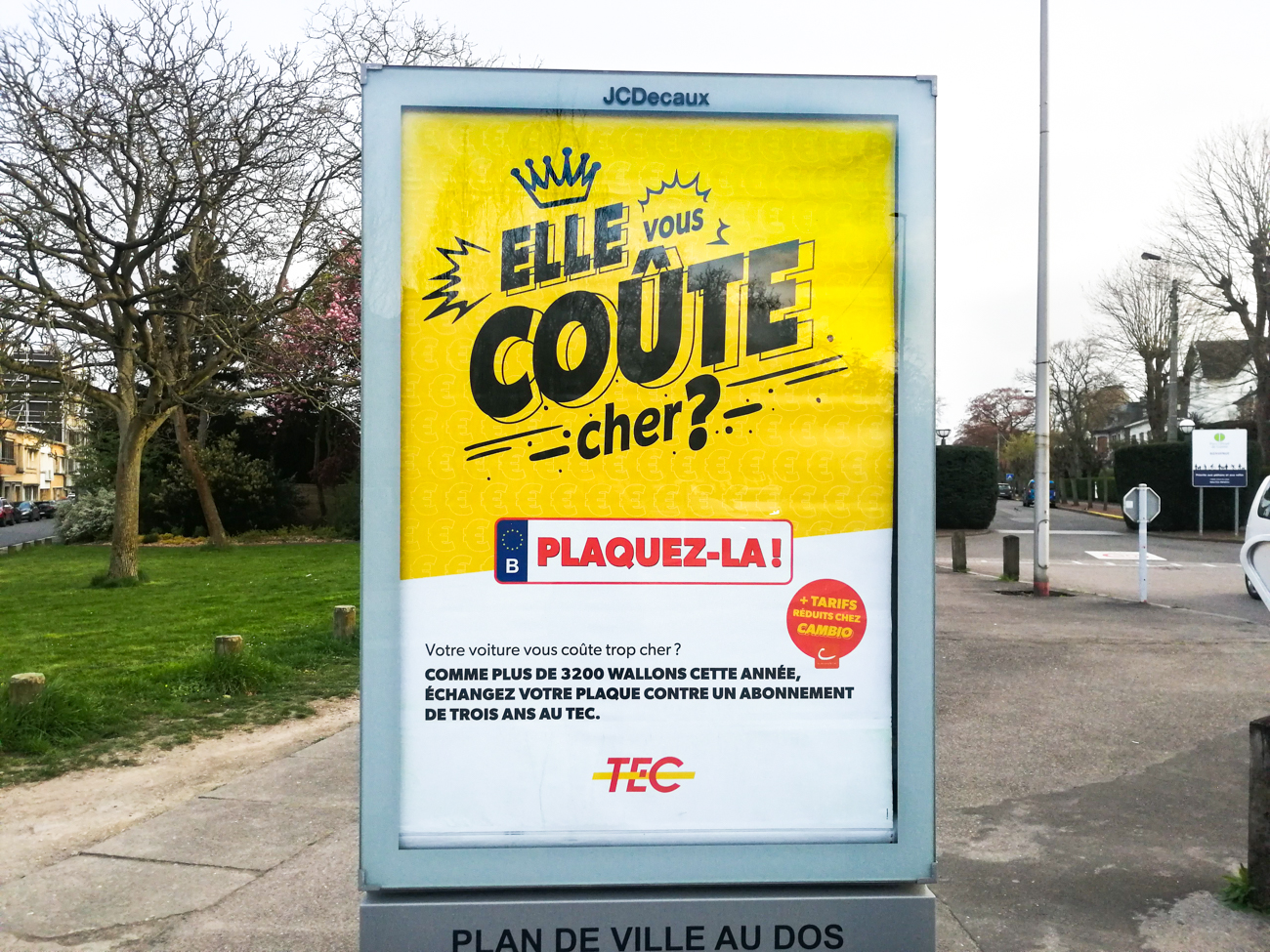 Une affiche sexiste du TEC fait réagir à propos des stéréotypes de genre