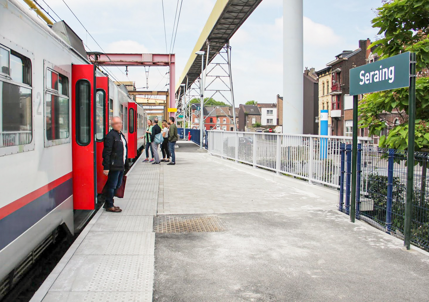 Deux trains par heure maintenus pour les gares d’Ougrée et Seraing: on évoque des horaires tardifs pour les concerts à l’OM