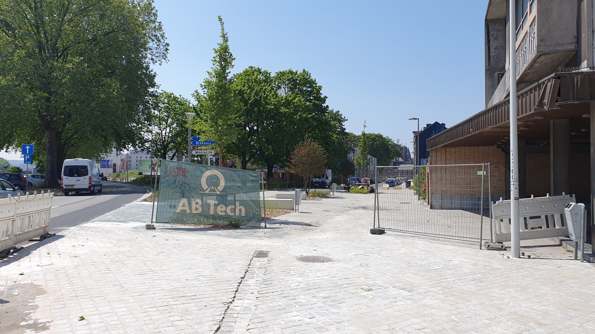 On pouvait rejoindre Outremeuse à partir du quai du Barbou à cet endroit @LC