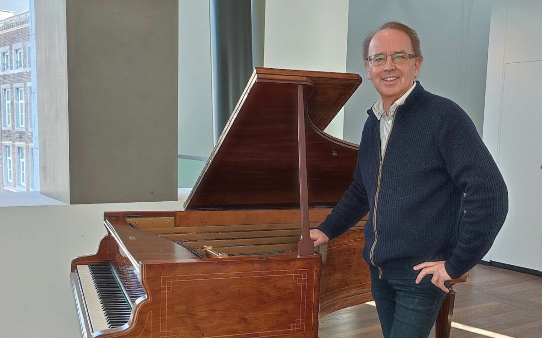 Le piano du grand compositeur liégeois César Franck ramené au Grand Curtius