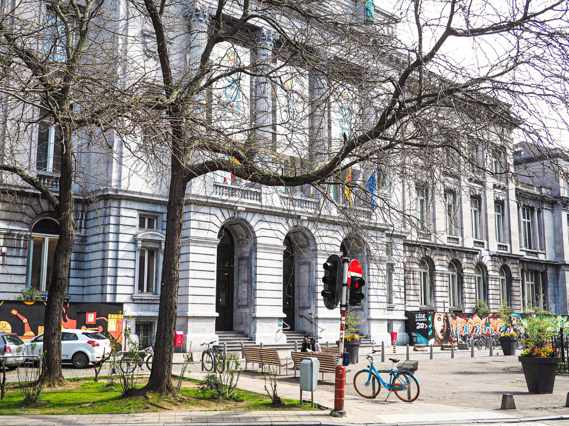 400.000 € pour restaurer la façade du bâtiment de la faculté de philosophie et lettres de l’université
