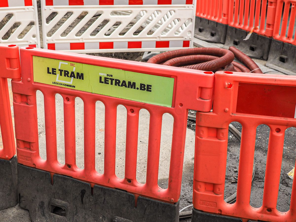 Il ne faut pas jouer aux boules sous le balcon du journal La Meuse