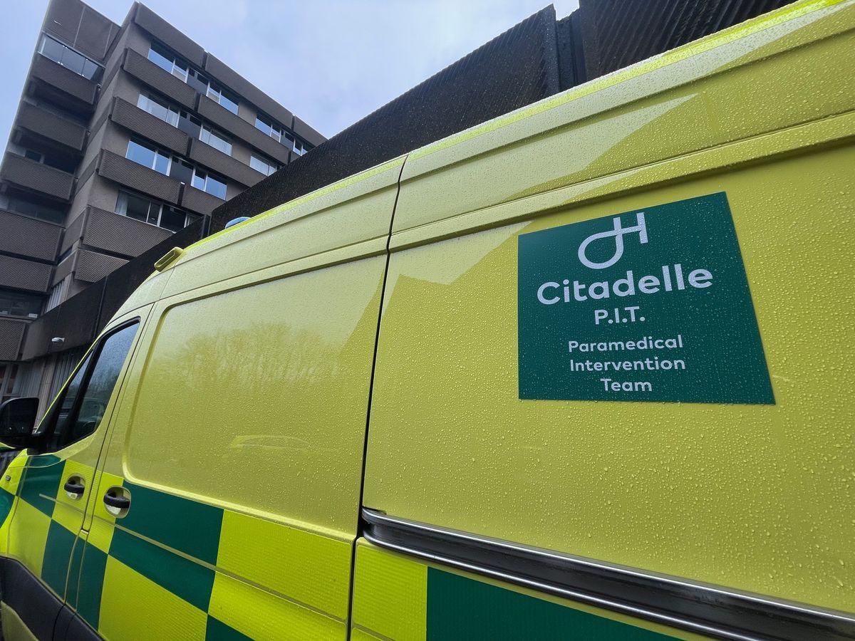 Nouvelle ambulance Paramedical Intervention Team au départ de la Citadelle
