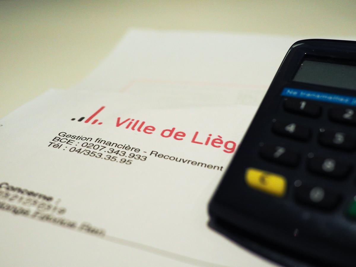Mauvaise surprise sous le sapin: des Liégeois reçoivent des factures communales en retard vieilles de 8 ans