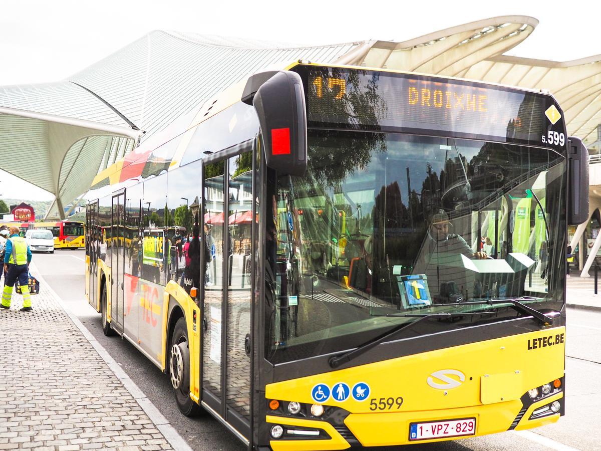Les chauffeurs de bus poursuivent leur grève ce mardi: un meilleur contrôle des titres de transport est évoqué