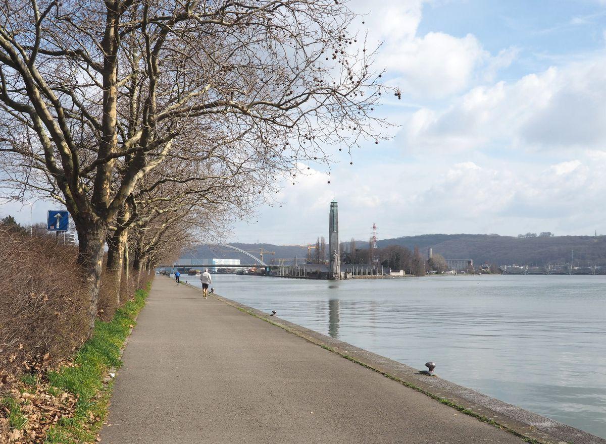 Un corps repêché dans la Meuse: analyses ADN en cours