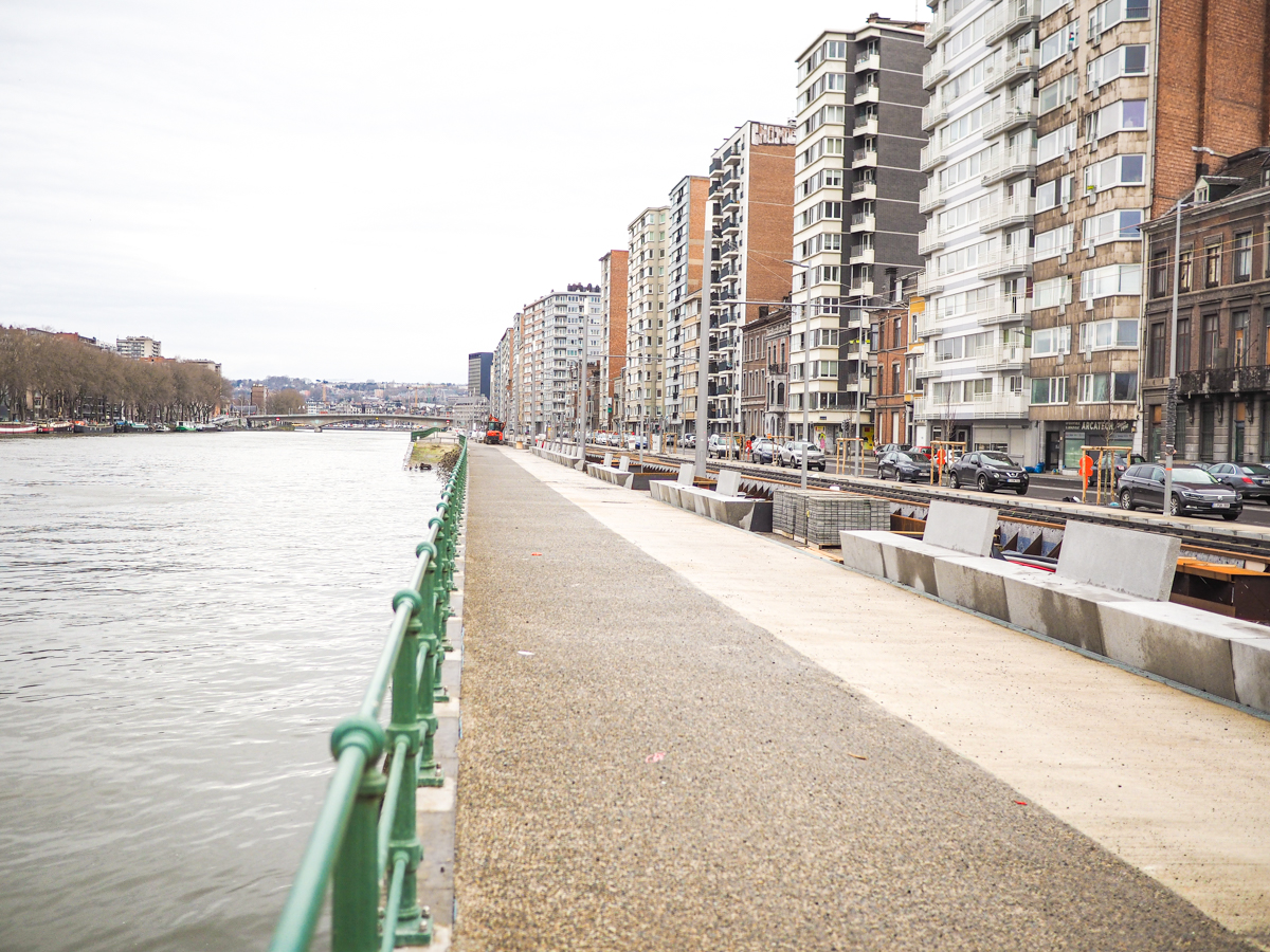 Voici la toute nouvelle promenade en bord de Meuse créée pour les piétons et les cyclistes
