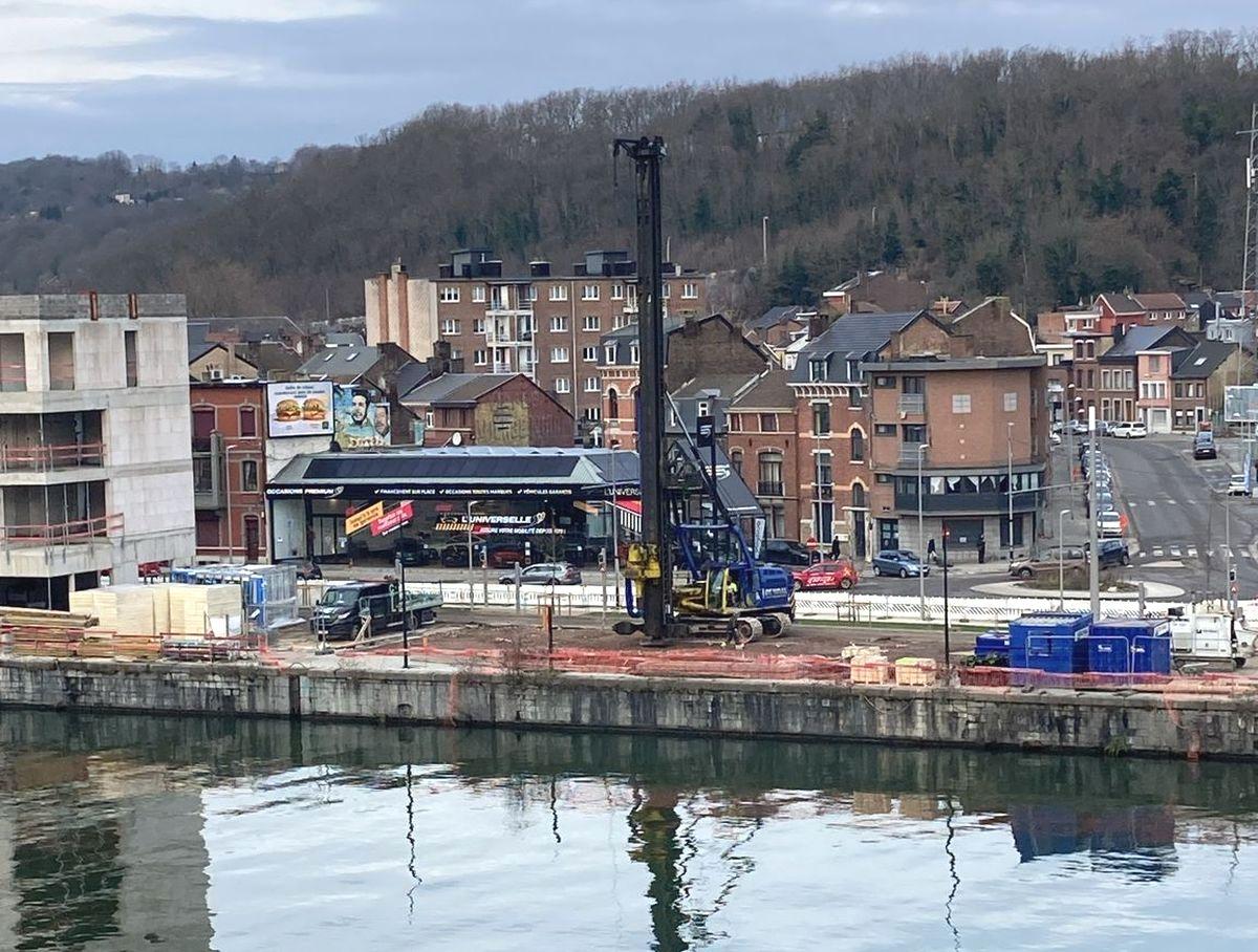 Un port de plaisance pour 80 bateaux en construction dans l’écoquartier de Coronmeuse