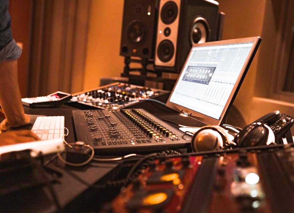 La Province se repositionne pour réaffirmer l’objectif « couveuse » de son studio d’enregistrement