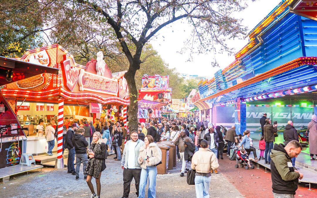 « Doit-on réparer chaque année les dégâts de la foire au parc d’Avroy? », s’interroge le comité de quartier