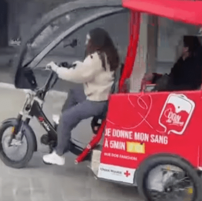 Un tuk-tuk pour aller donner son sang les 21 et 27 mars: l’initiative originale de la Croix-Rouge