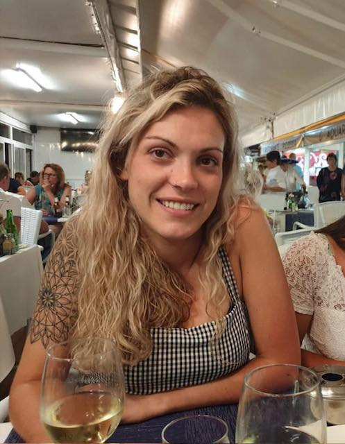Trois amis de Céline Cremer vont partir en Tasmanie pour tenter de retrouver la jeune fille