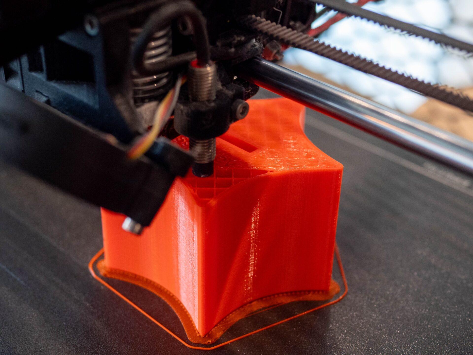 Loutil, fablab liégeois au service des pros mais toujours ouvert au grand public