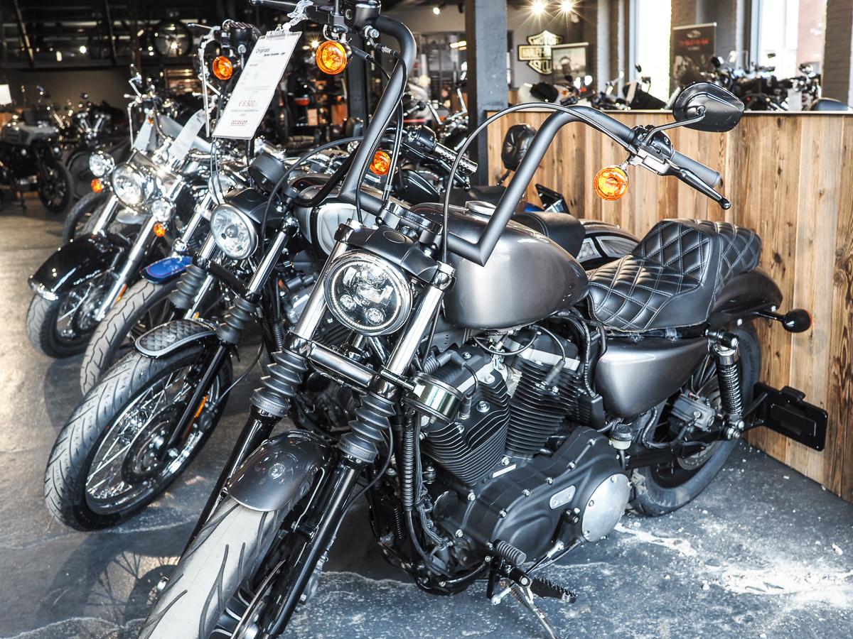 Mongols, Bandidos ou Outlaws: les tatouages et insignes de motards interdits à Liège pour certains clubs