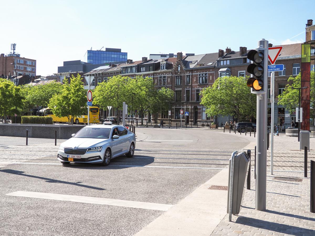 Fermeture du passage en voiture entre Fragnée et les Guillemins, avec l’esplanade piétonne: « on attend ! »