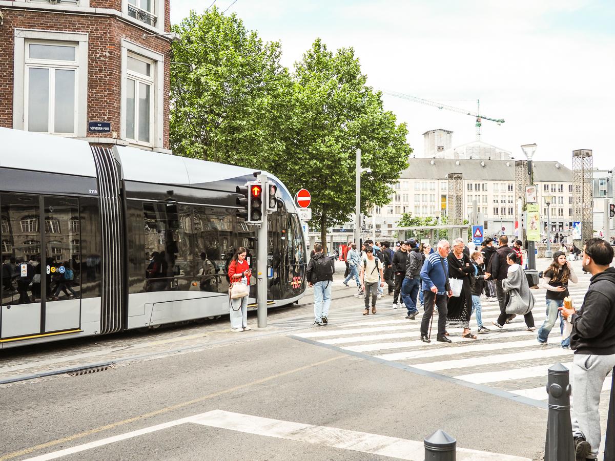 Succès du tram: 35.000 à 40.000 passagers par jour, mais avec des retards par rapport aux temps affichés