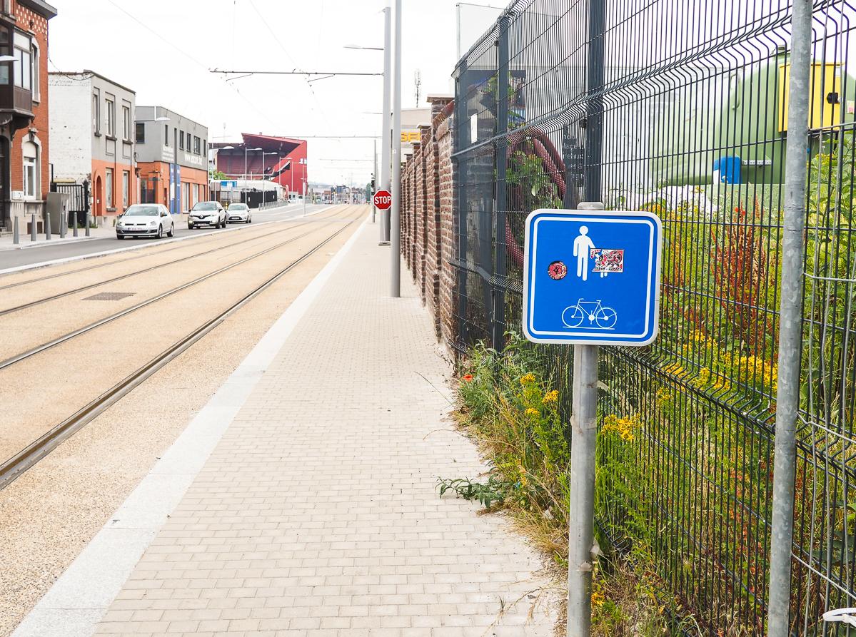 Peut-on rouler à vélo sur les trottoirs ?