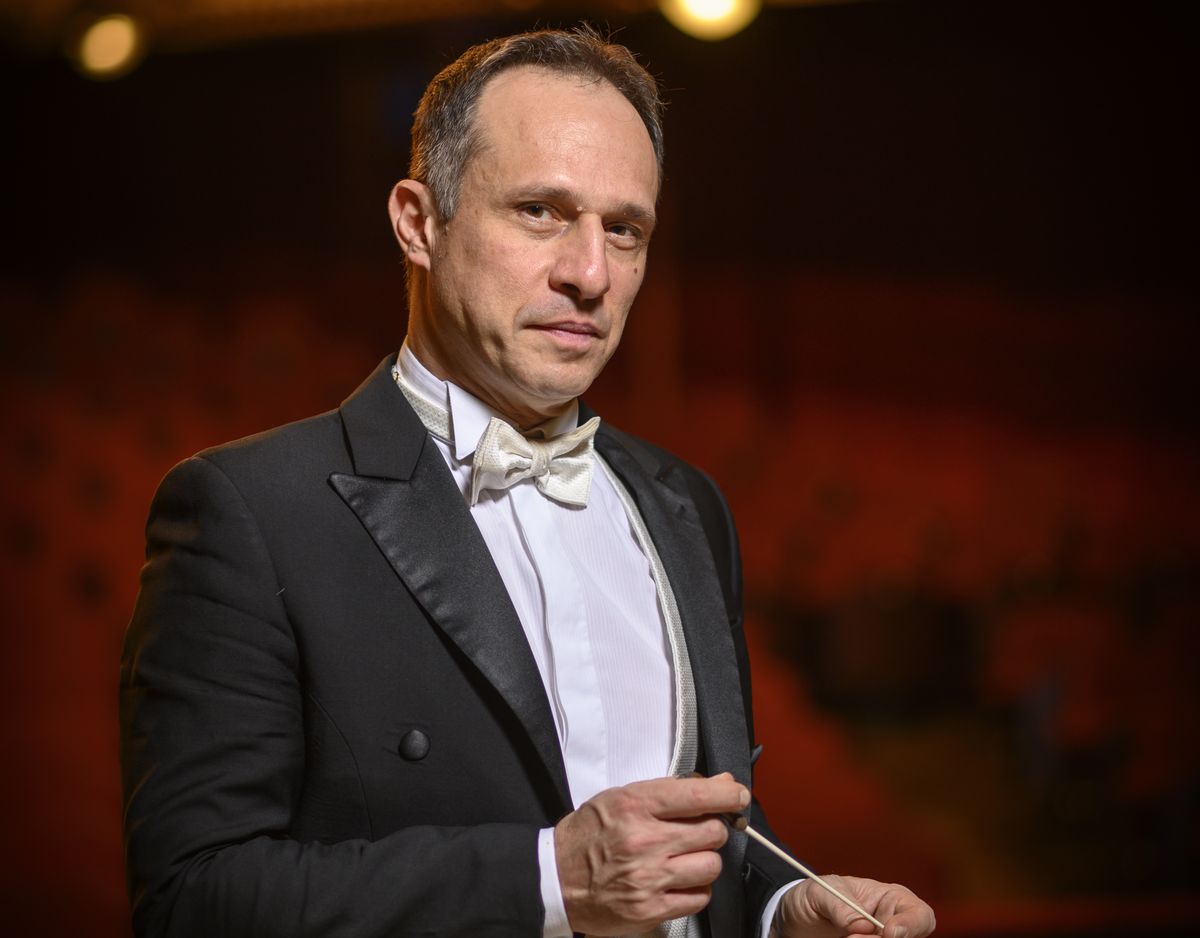 Le directeur musical de l’Opéra Royal Wallonie-Liège reconduit pour 6 ans