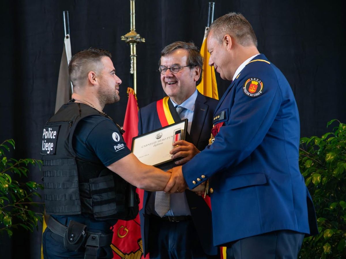 Un policier liégeois décoré, pour sa bravoure, de la médaille de bronze du « Carnegie Hero Fund »